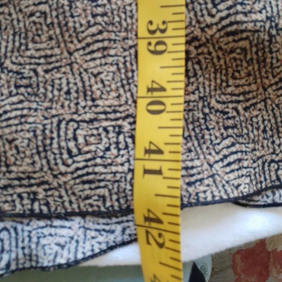 Isabella Bird Midi Dress - Picture 13 of 13